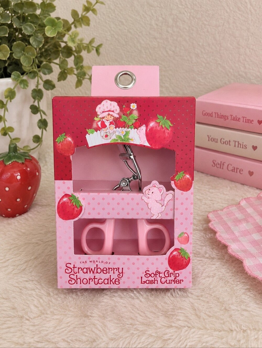 🍓Strawberry Shortcake Eyelash Curler